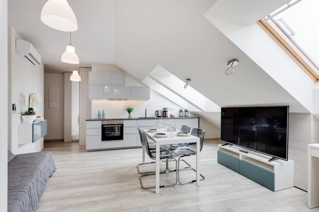 Modern & New Place Next To Wawel Castle & Vistula Krakow Luaran gambar